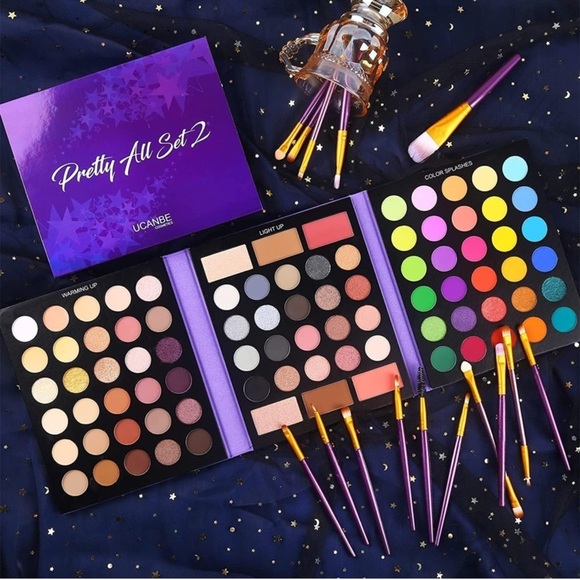 Complete makeup palettee eyeshadow bronzers contour blush highlight + brushes - Picture 1 of 7